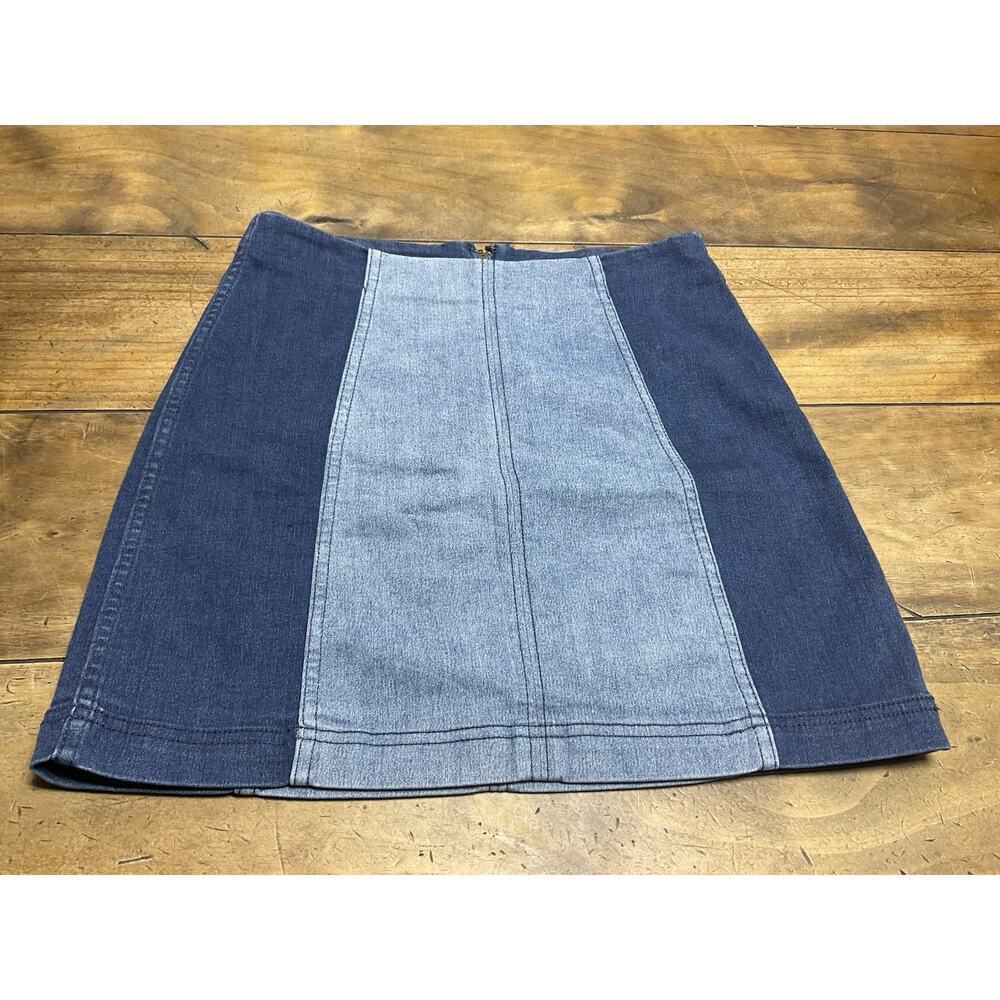 Free People Mini Skirt Modern Femme Size 8 Colorblock Denim Stretch Blue